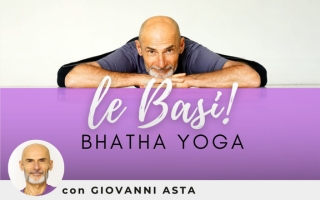 Impara le basi del Bhatha Yoga: la spontanea fusione tra Hatha Yoga e Bhakti, l'aspetto devozionale della fede, attraverso 30 anni di pratica.